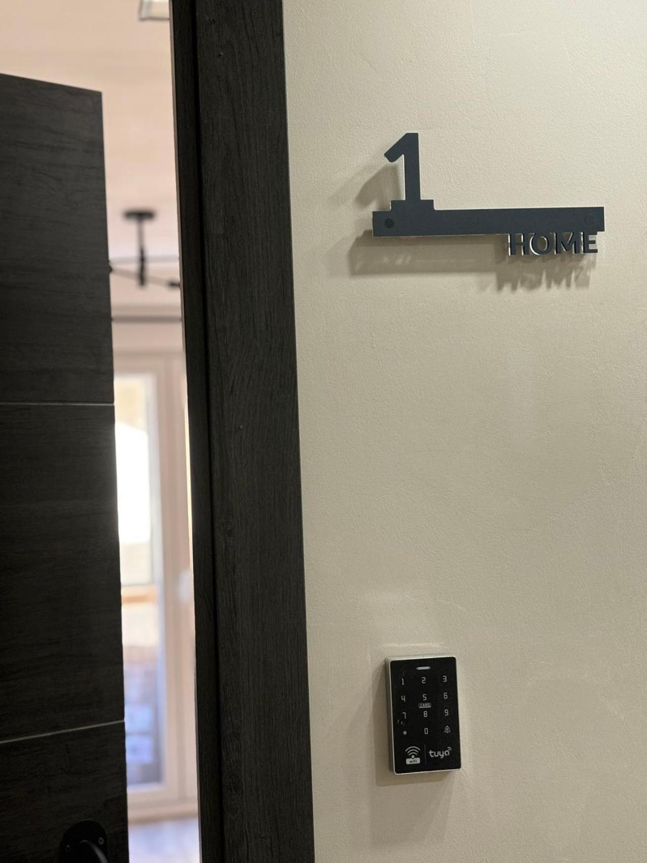 Victrix Homes León Εξωτερικό φωτογραφία